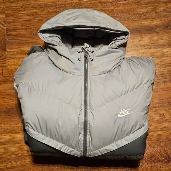 Nike Storm-Fit PrimaLoft Puffer Jacket Smoke Grey Sail FB8185-077 Size XXL / 2XL